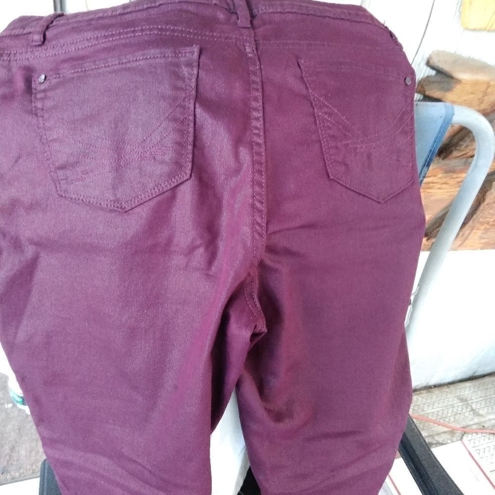 Simply Vera jeans - Picture 2 of 3